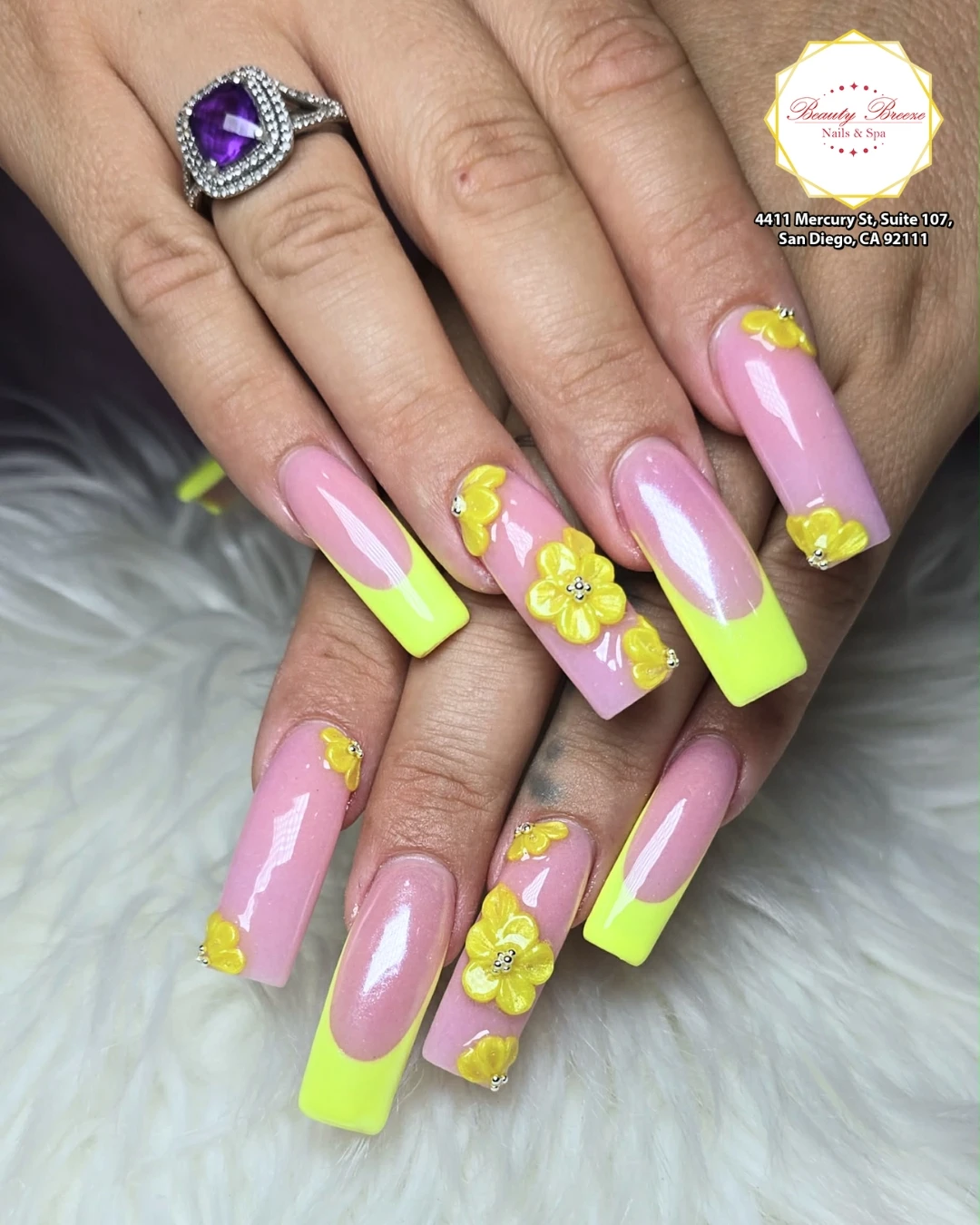 September-inspired nail art ideas